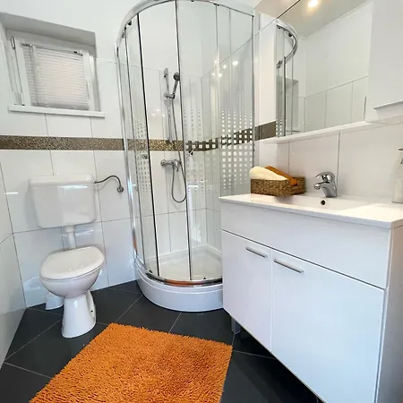 Gajeta Lägenhet Povile