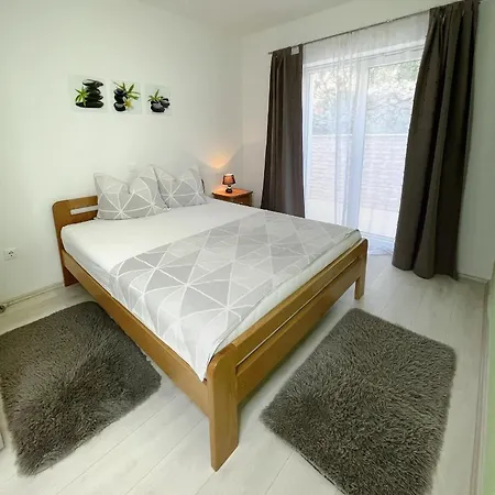 Apartment Gajeta Povile